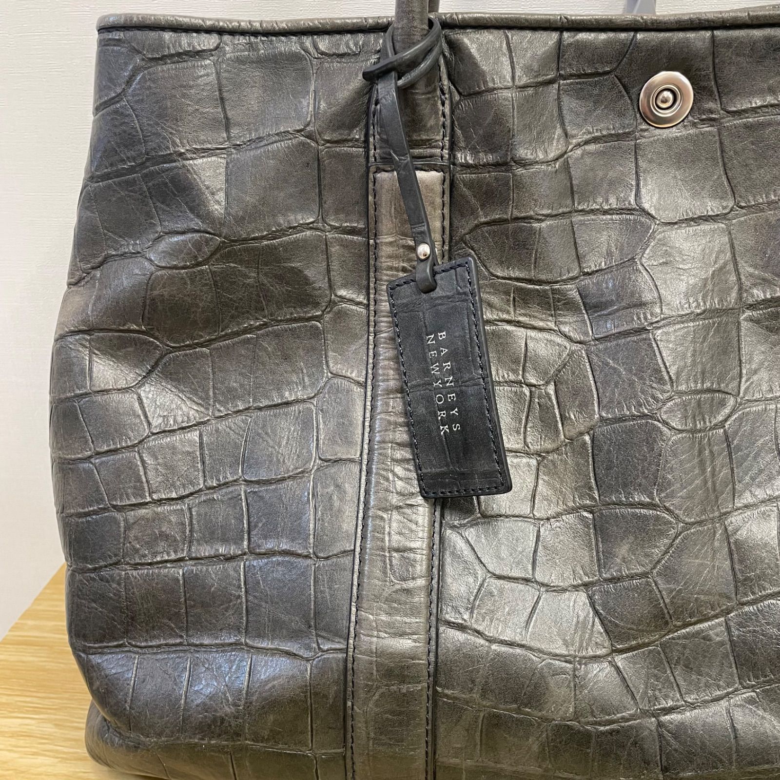 □バーニーズニューヨーク BARNEYS NEW YORK クロコ型押し トート