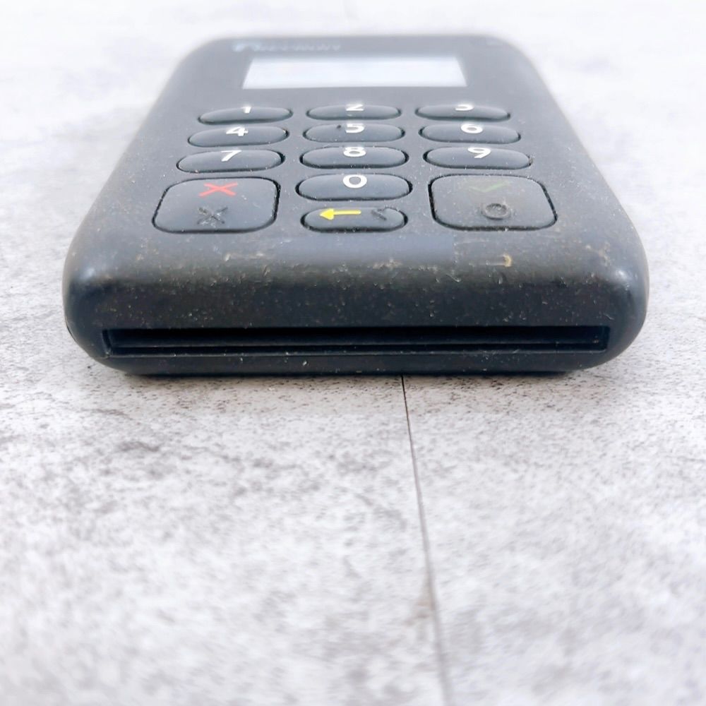 Airペイ カードリーダー MIURA M010-PROD38-V2-3 ブラック - メルカリ