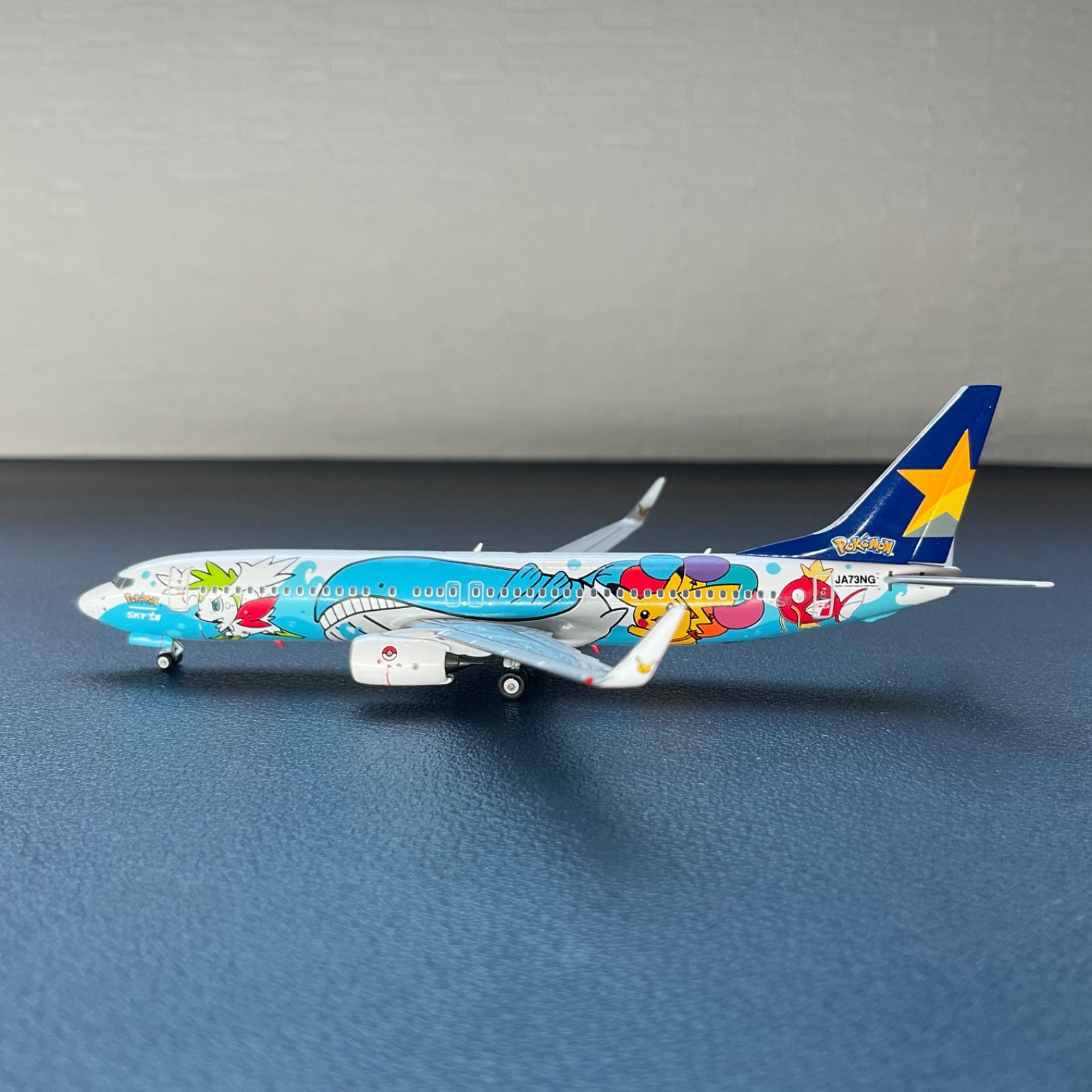 スカイマーク B737-800 1/400 JA73NG 