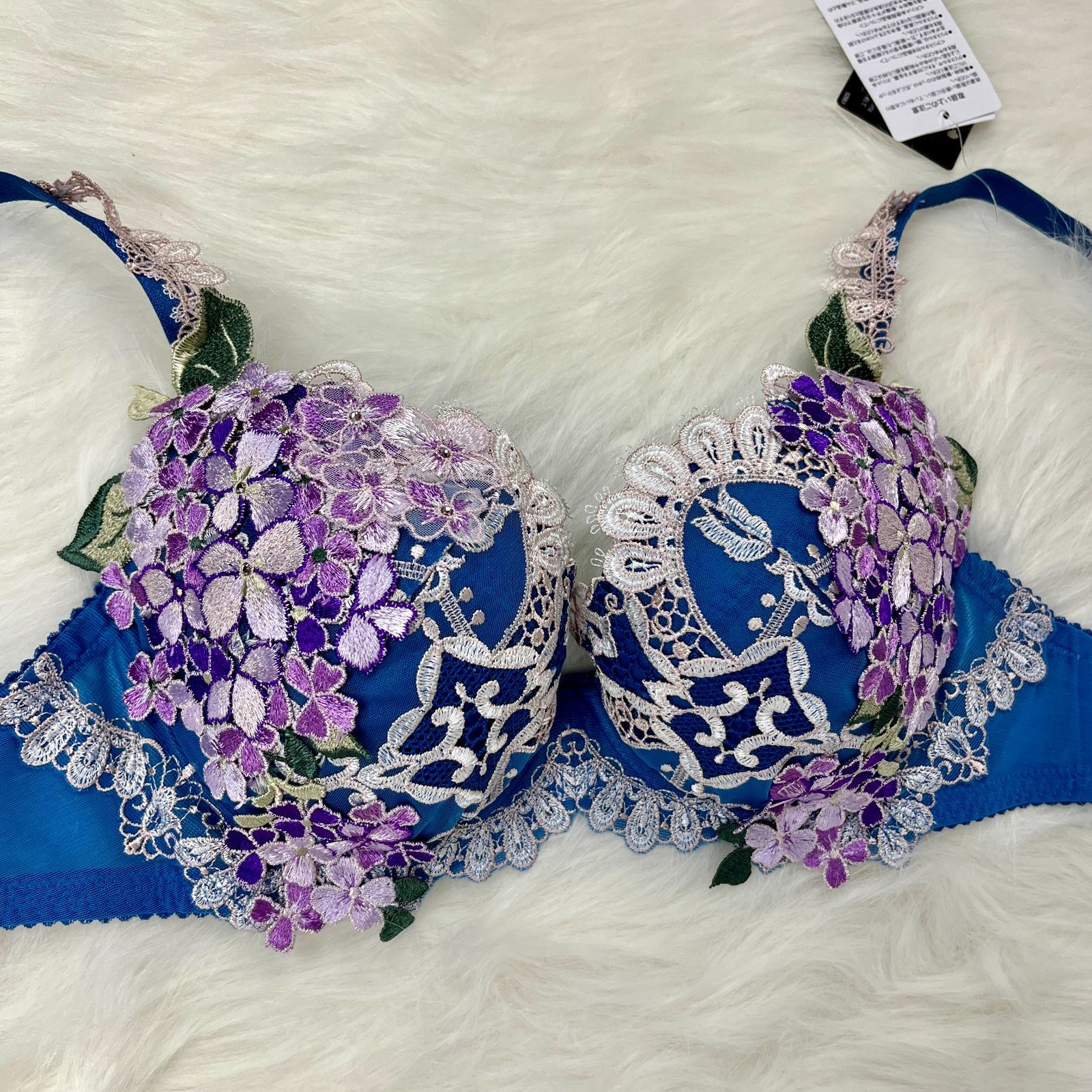 ワコール サルート49G 店舗限定 ブラ＆ソング E70／E75