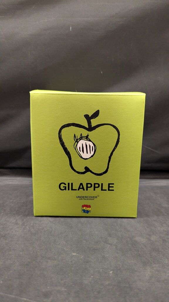 MEDICOMTOY UNDERCOVER GILAPPLE GREEN - メルカリ
