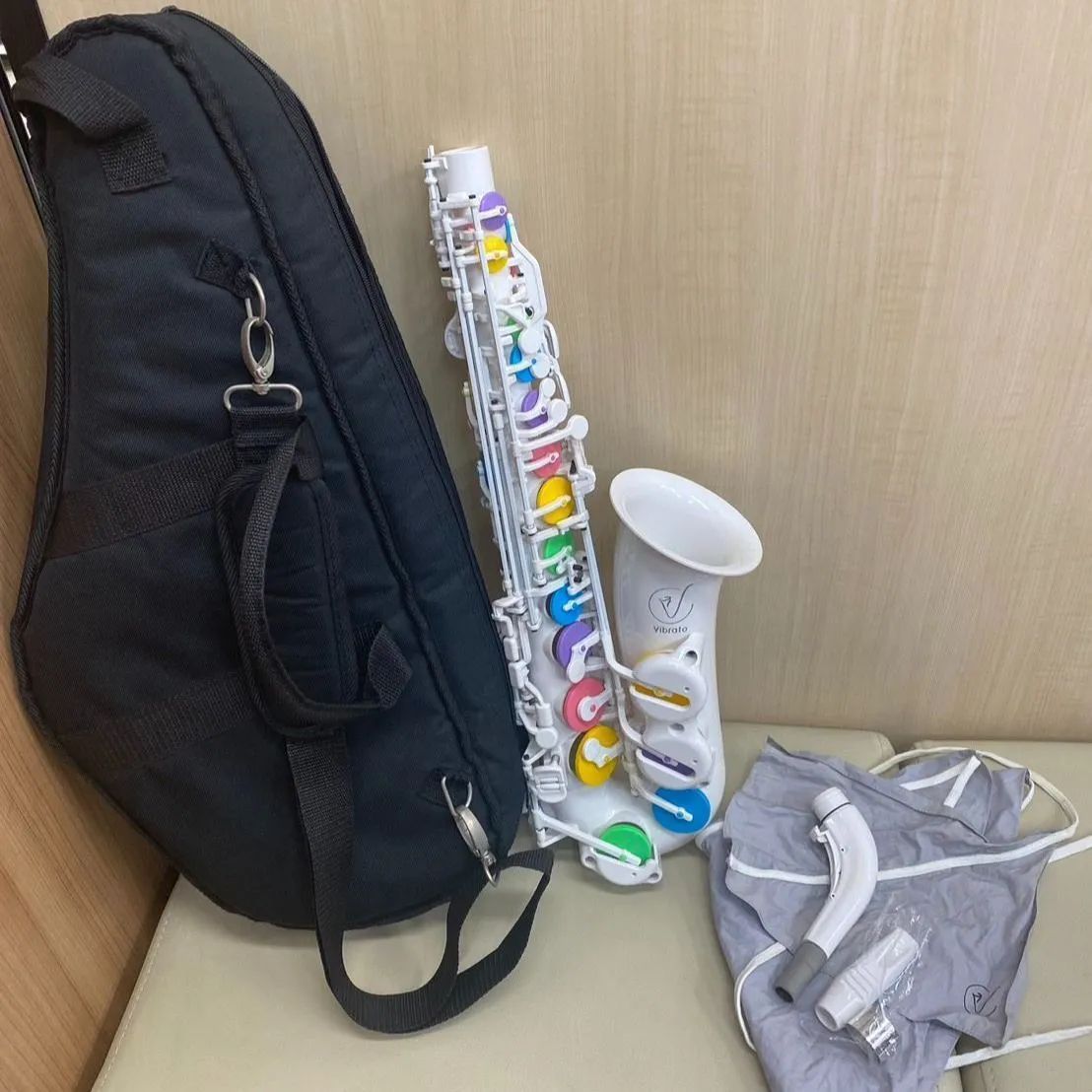VIBRATO SAX A1S Ⅲ バイブラートサックス レインボーパッド アルト