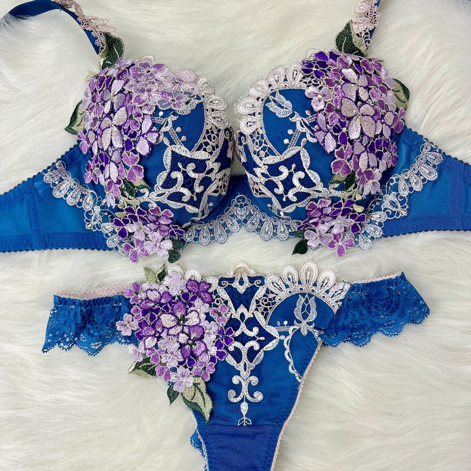 ワコール サルート49G 店舗限定 ブラ＆ソング E70／E75