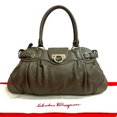 2026年最新】フェラガモ ボストンバッグの人気アイテム - メルカリ
