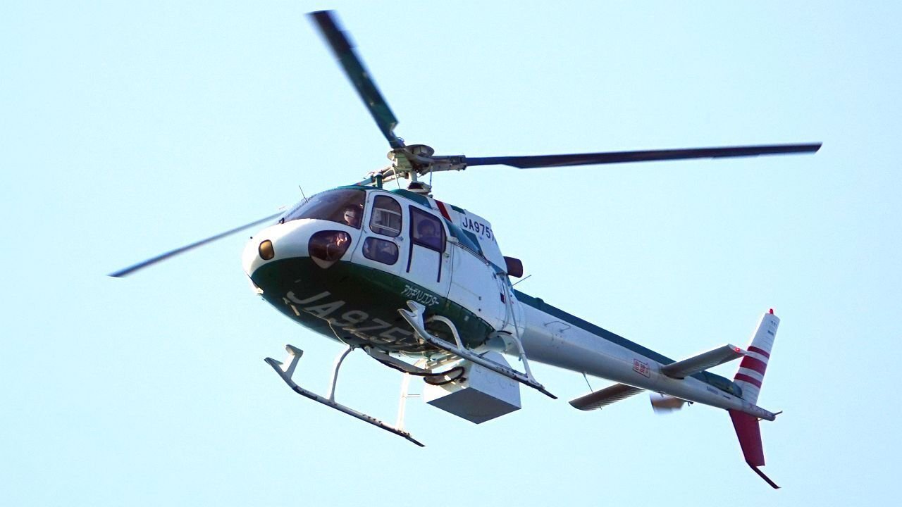 働くヘリコプター、水深測量｜やぶ悟空