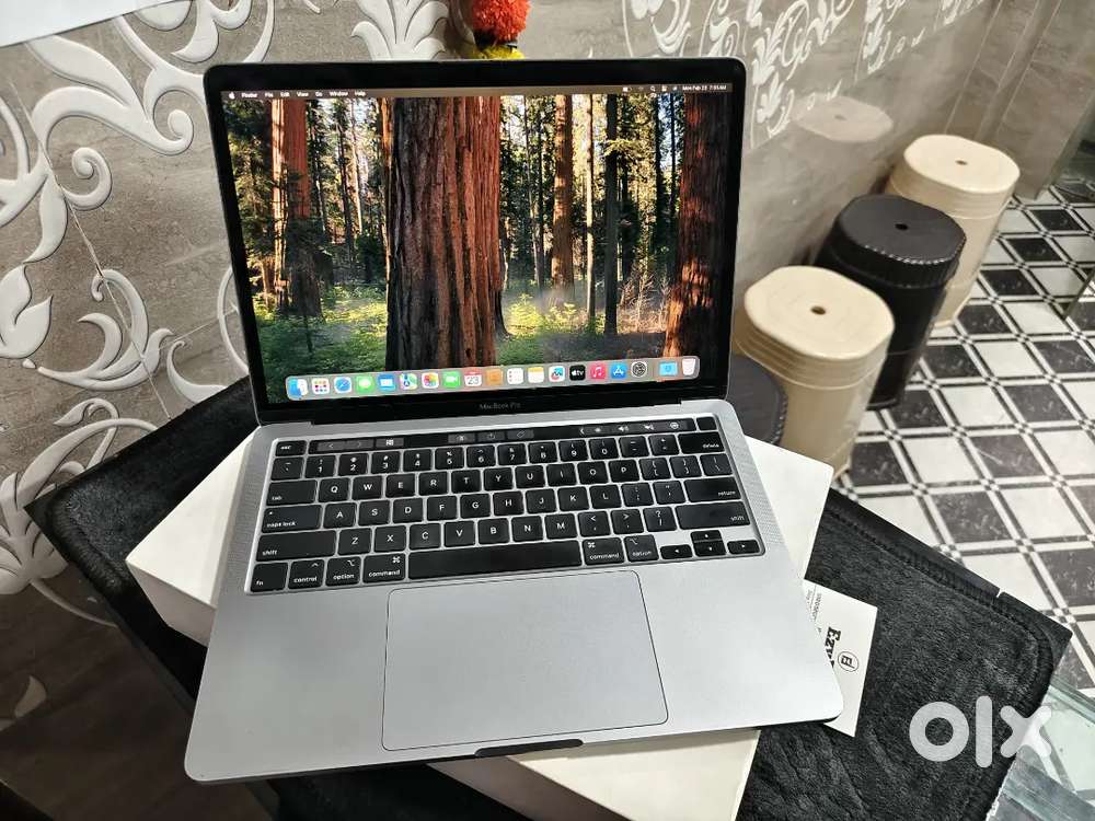 EZYEX - Apple Macbook Pro 2020 (13.3 inch) 256 GB SSD i5 Core