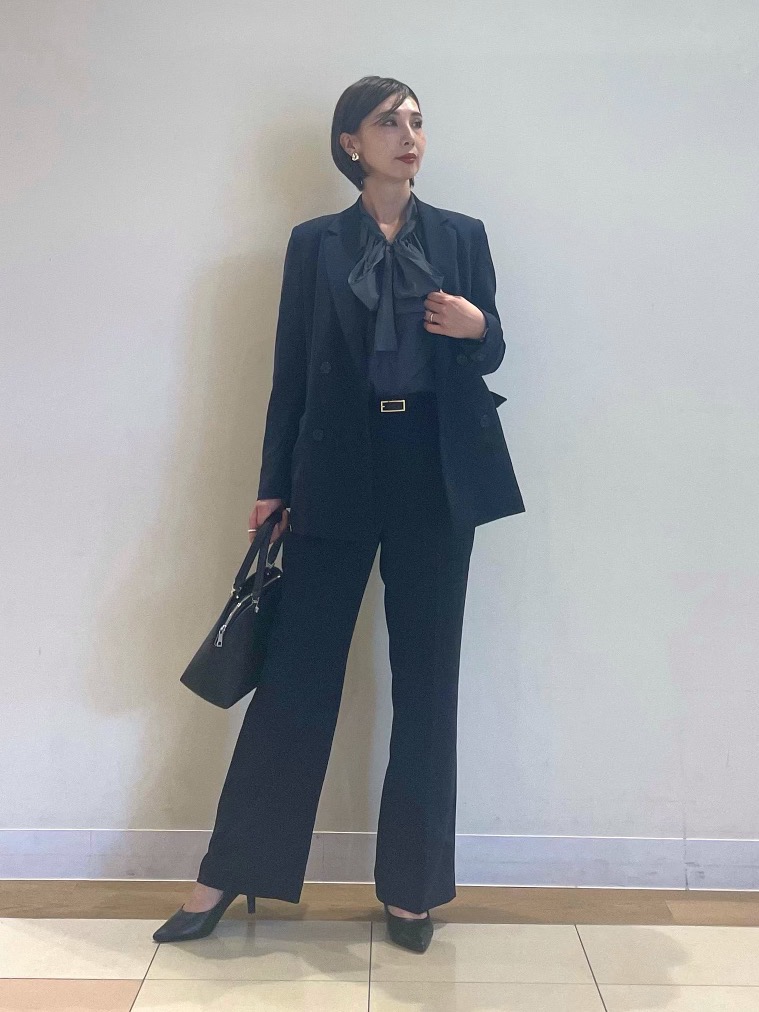 トリアセブレンドダブルジャケット、トリアセブレンドテーパードパンツ