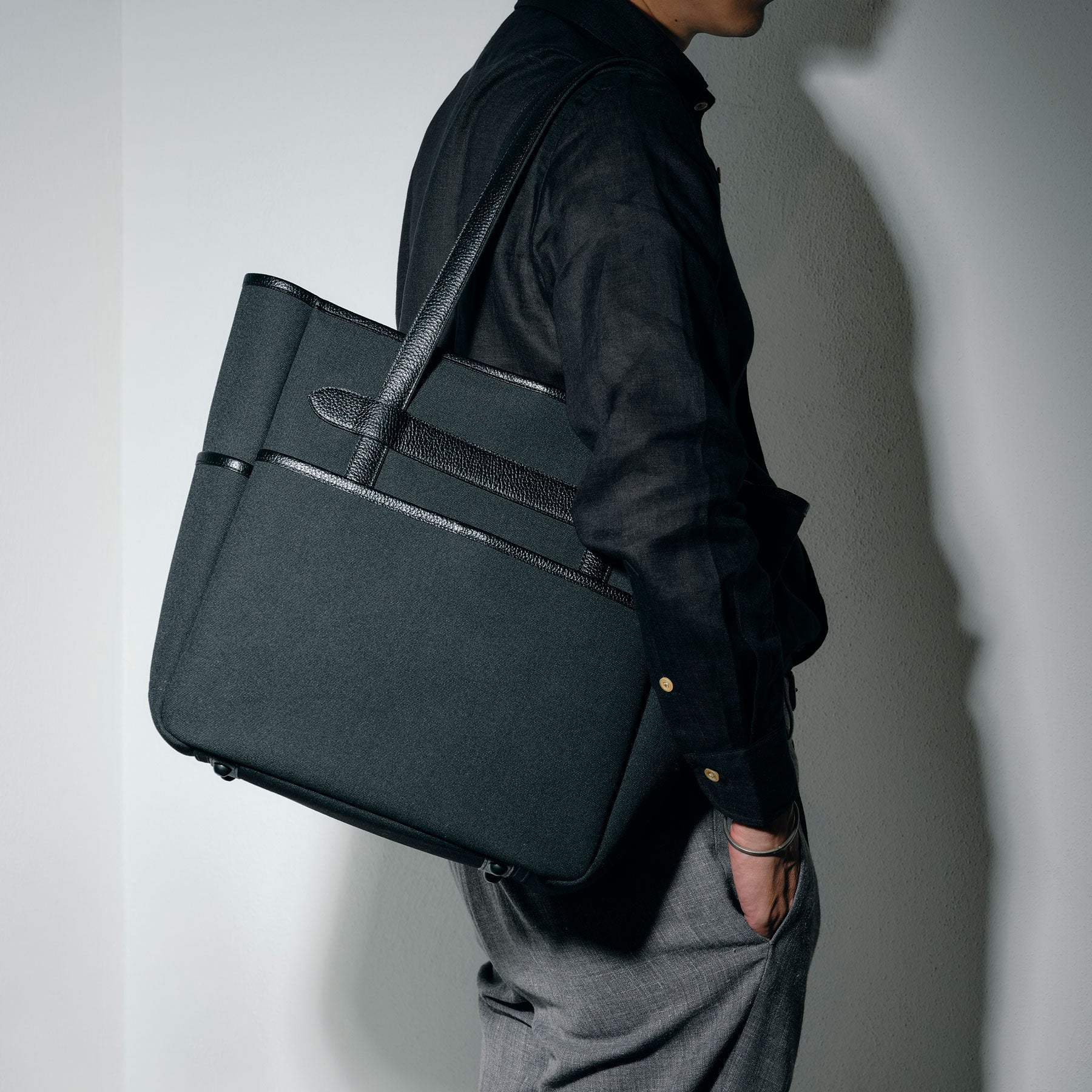 THE SOLE bis made by Flathority JOHN キャンバスレザー トートバッグ