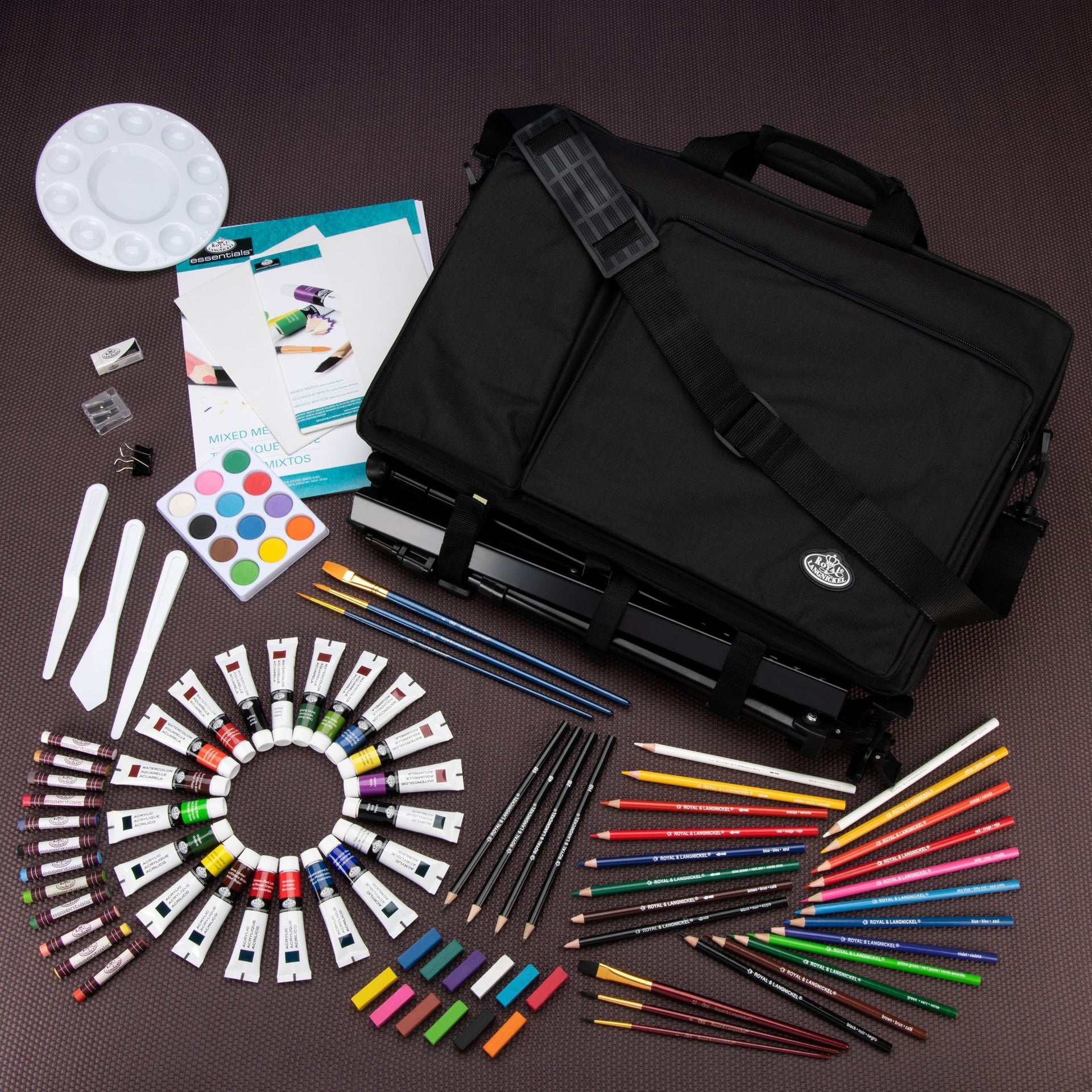 FA-2121 | Mixed Media Travel Art Set - 121pc – Royal & Langnickel
