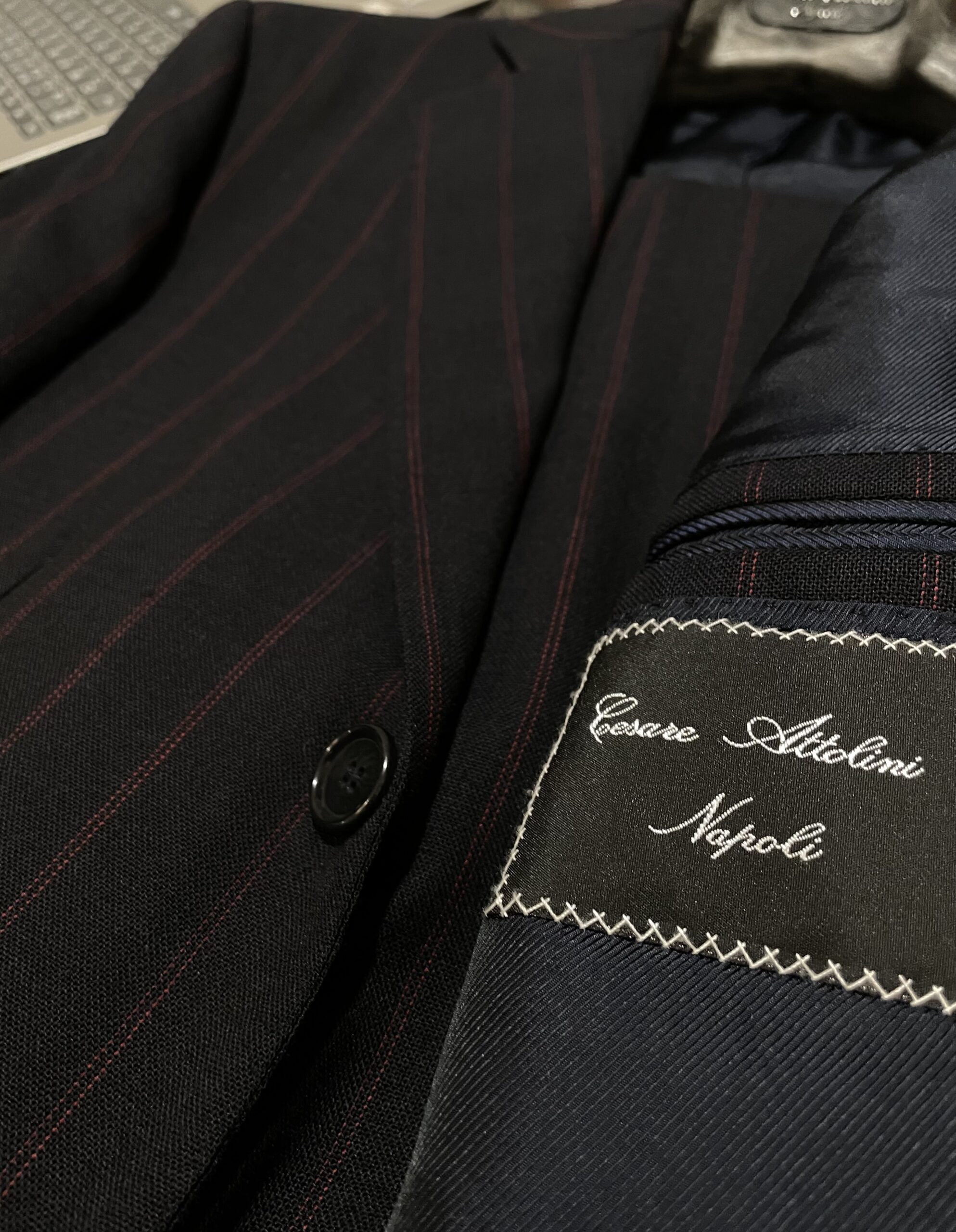 アットリーニ Cesare Attolini】優良ナポリ仕立て 春夏向け 濃赤