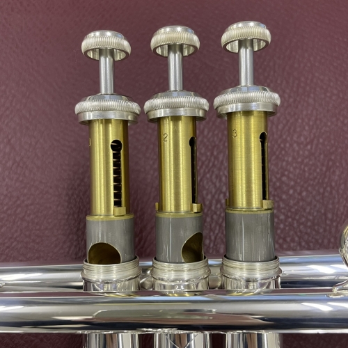 トランペット】Bach(バック) Artisan(アルティザン) ご紹介♪｜管楽器