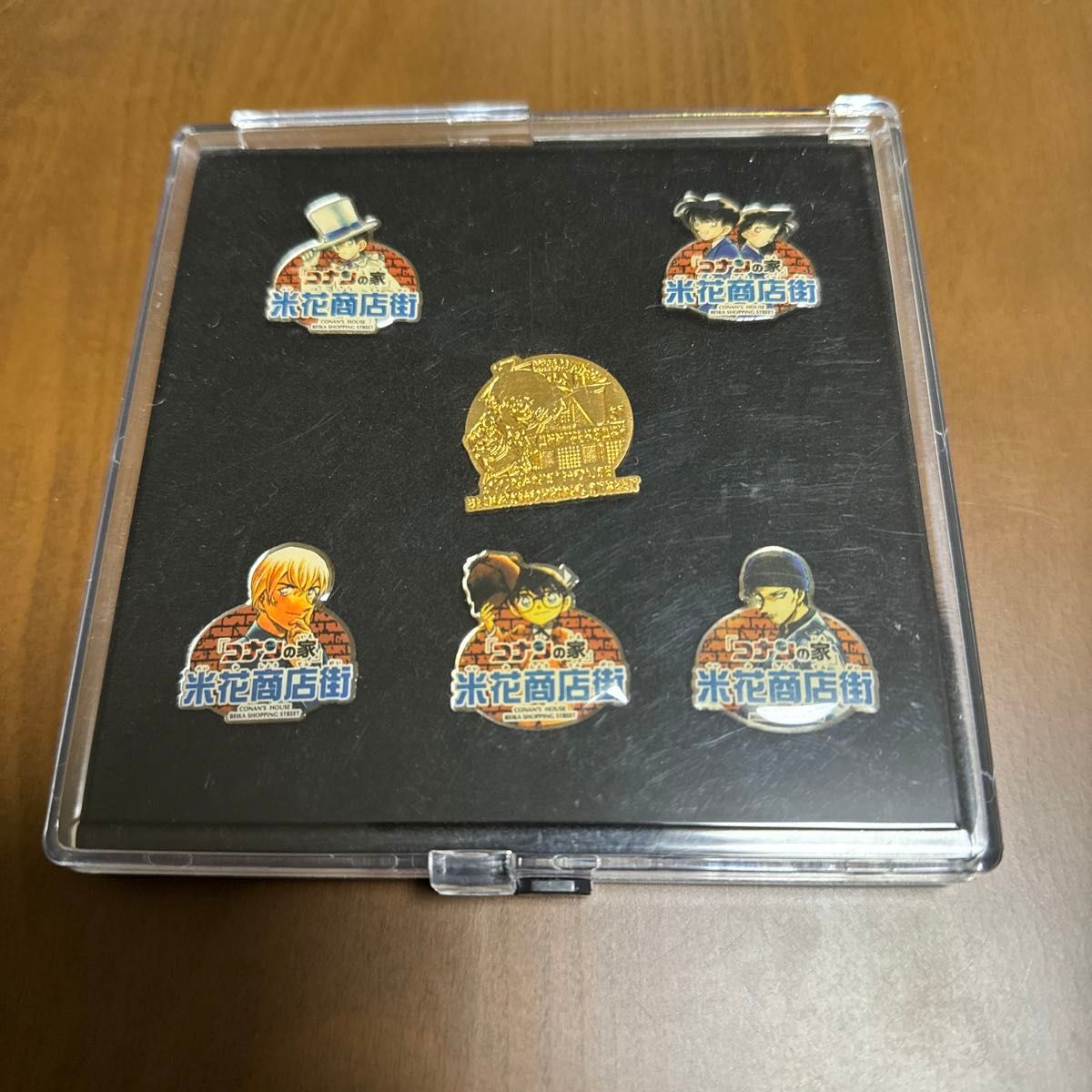 名探偵コナン 北栄町 米花商店街 ガチャガチャ 缶バッジ 江戸川コナン