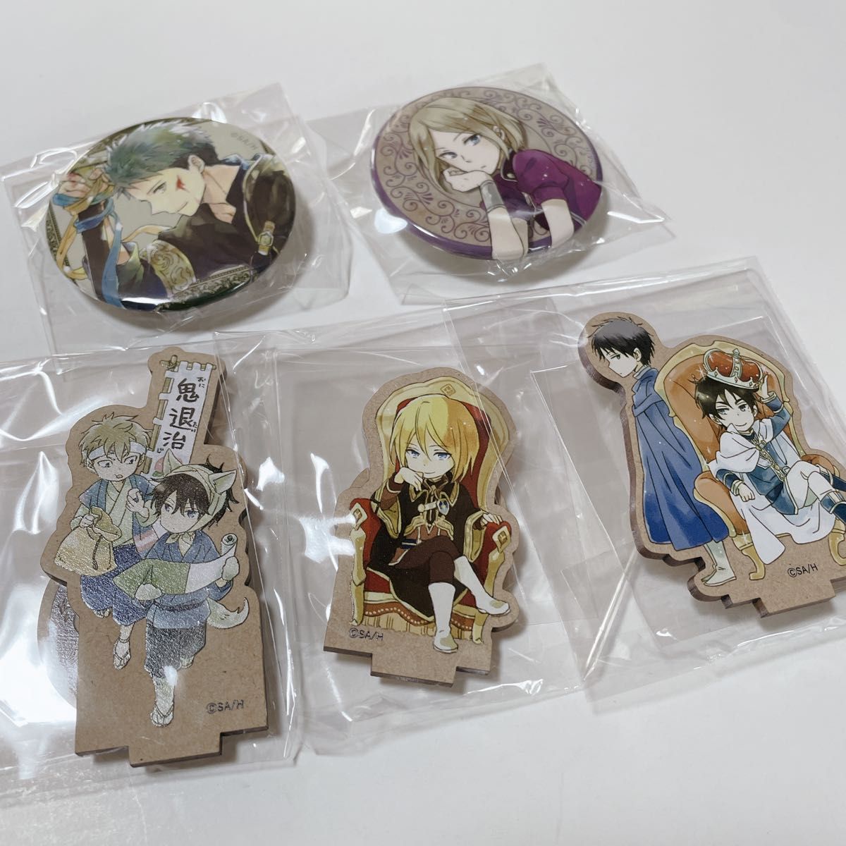 漫福ガチャ 赤髪の白雪姫 缶バッジ 白雪｜Yahoo!フリマ（旧PayPayフリマ）