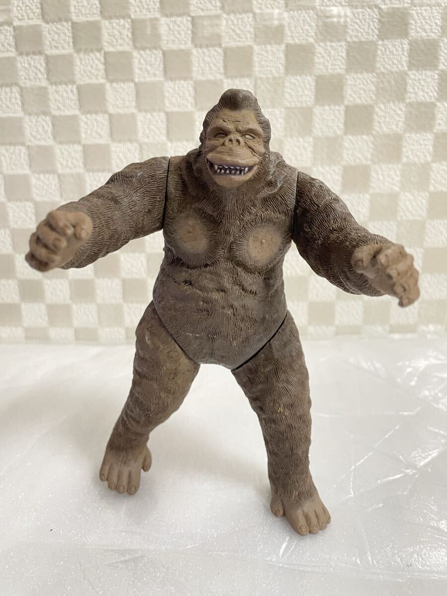 Yahoo!オークション -「1993 キングコング ソフビ」の落札相場・落札価格