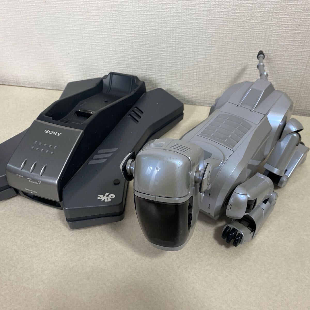 Yahoo!オークション -「ジャンク品」(AIBO) (バーチャルペット)の落札