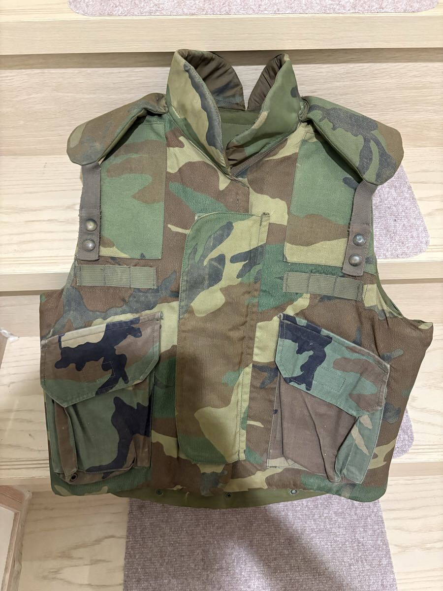 Yahoo!オークション -「防弾チョッキ 米軍」の落札相場・落札価格
