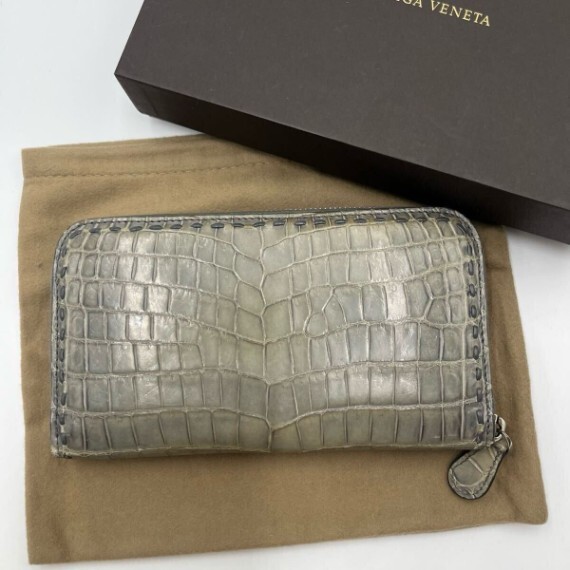 Yahoo!オークション -「ボッテガヴェネタ クロコダイル 財布」の落札