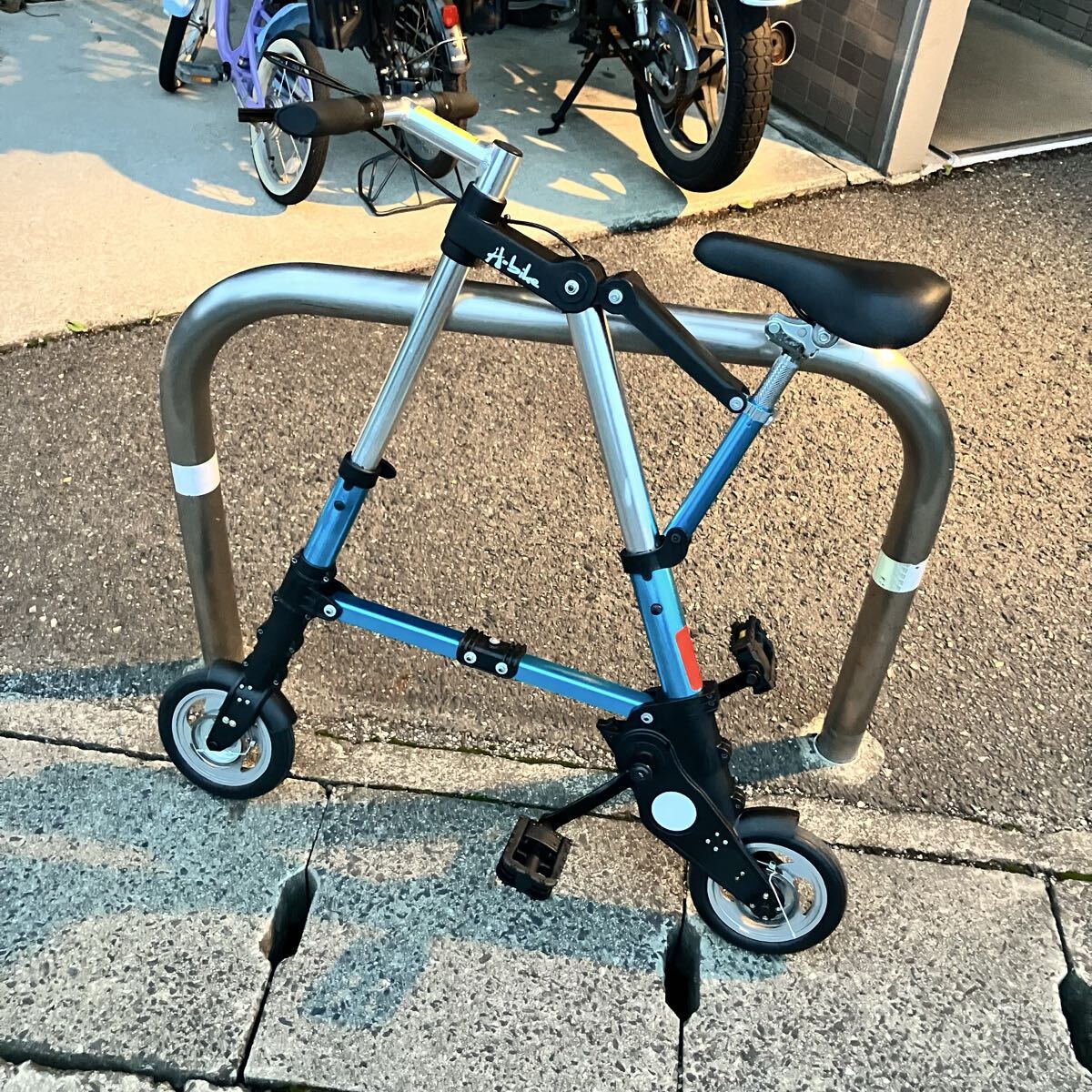 Yahoo!オークション -「折りたたみ自転車 a bike」(スポーツ、レジャー