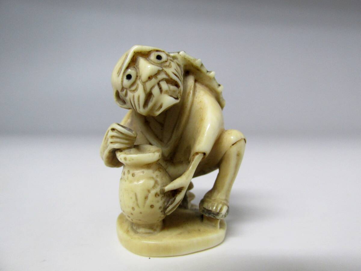 Yahoo!オークション -「象牙 置物」(根付) (東洋彫刻)の落札相場・落札価格