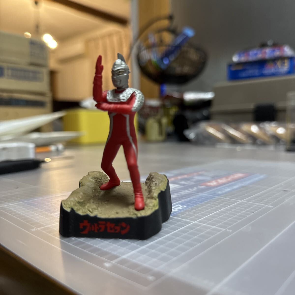 Yahoo!オークション -「怪獣名鑑 史上最大の侵略」の落札相場・落札価格