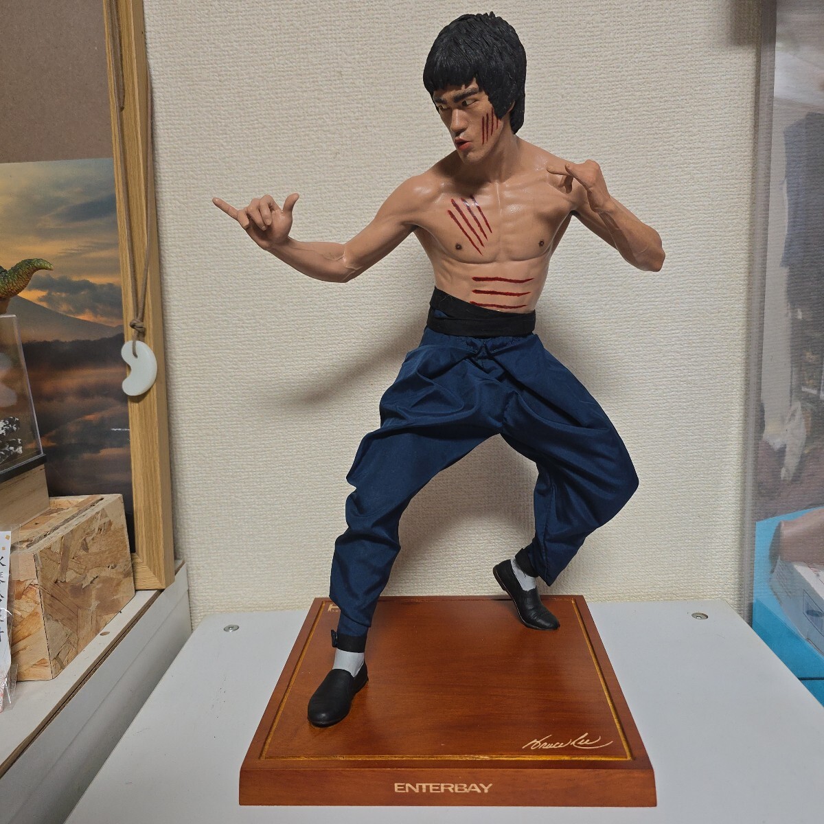 Yahoo!オークション -「ブルースリーフィギュア エンターベイ」の落札