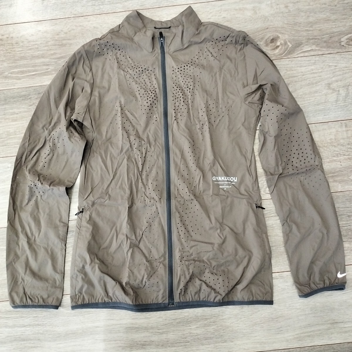 Yahoo!オークション -「ナイキ gyakusou ジャケット」の落札相場・落札価格