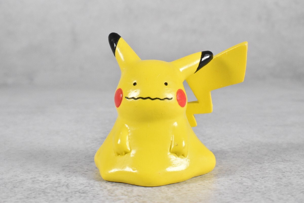 Yahoo!オークション -「メタモン ピカチュウ フィギュア」の落札相場