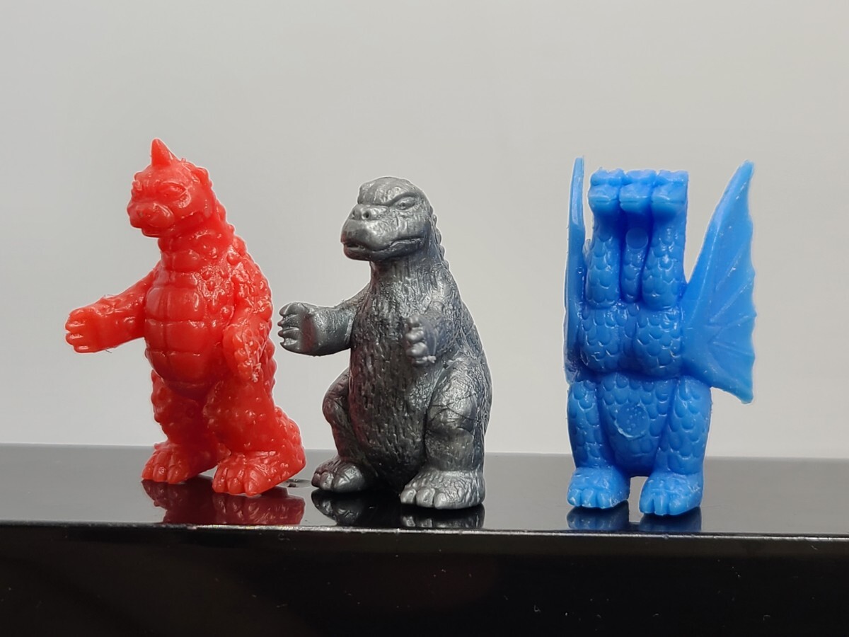 Yahoo!オークション -「怪獣消しゴム ゴジラ」の落札相場・落札価格