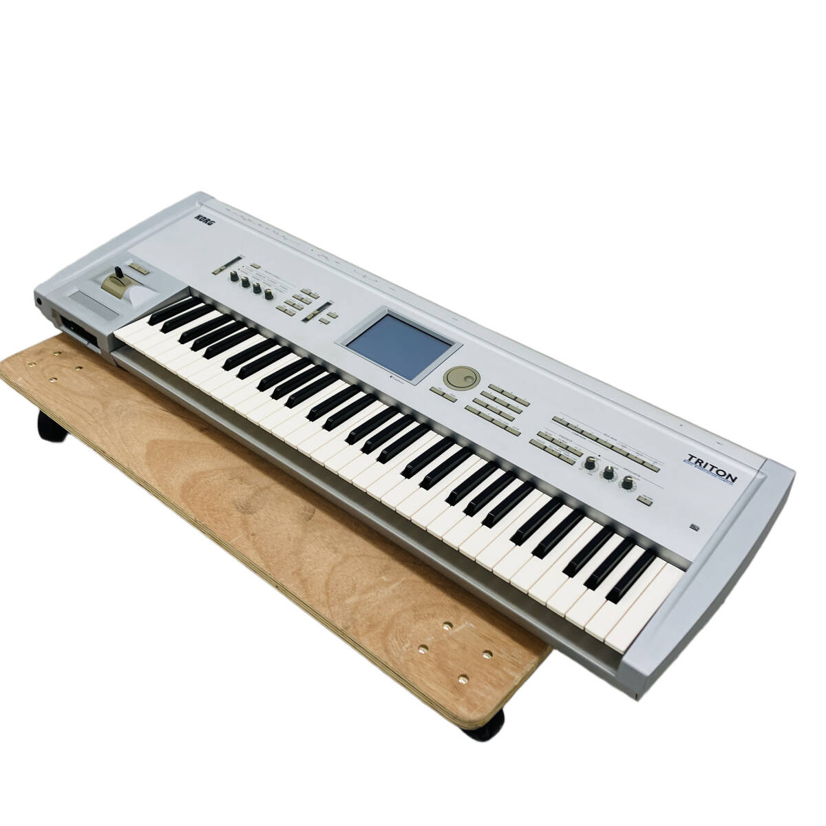 Yahoo!オークション -「korg triton」(キーボード、シンセサイザー