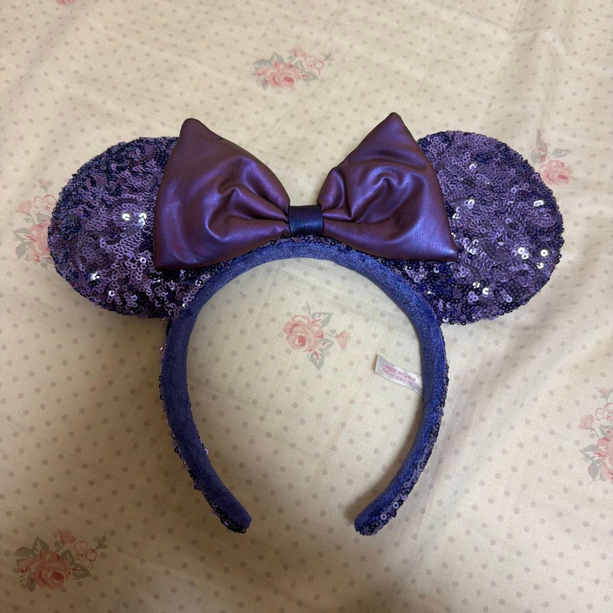 カチューシャ スパンコール ディズニー ミニー 紫 海外限定｜Yahoo