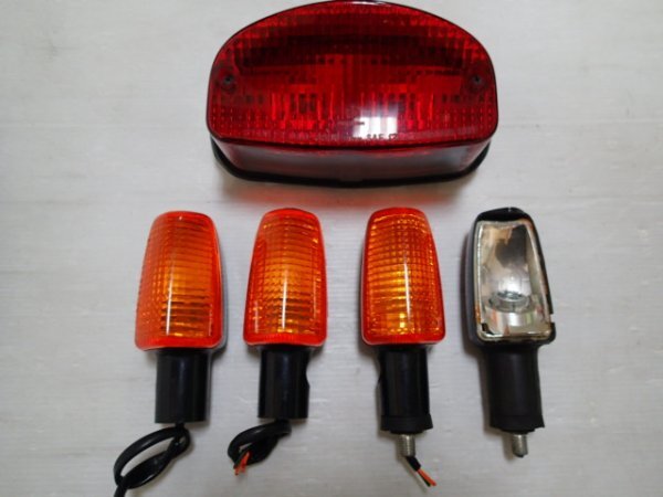 Yahoo!オークション -「ホーネット250」(テールランプ) (純正品)の落札