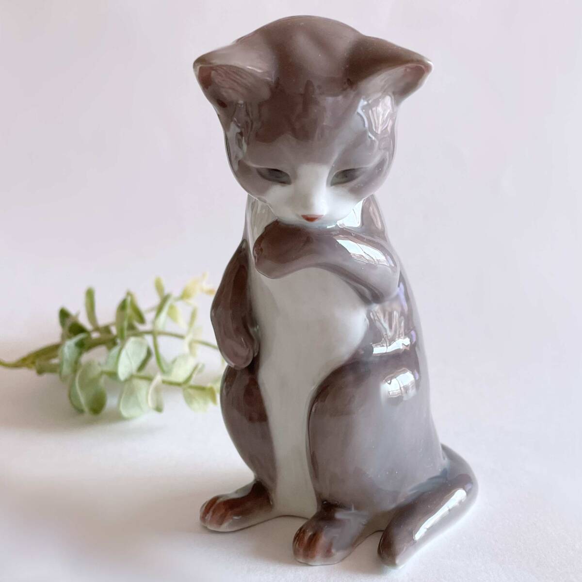 Yahoo!オークション -「ロイヤルコペンハーゲン (猫)」の落札相場