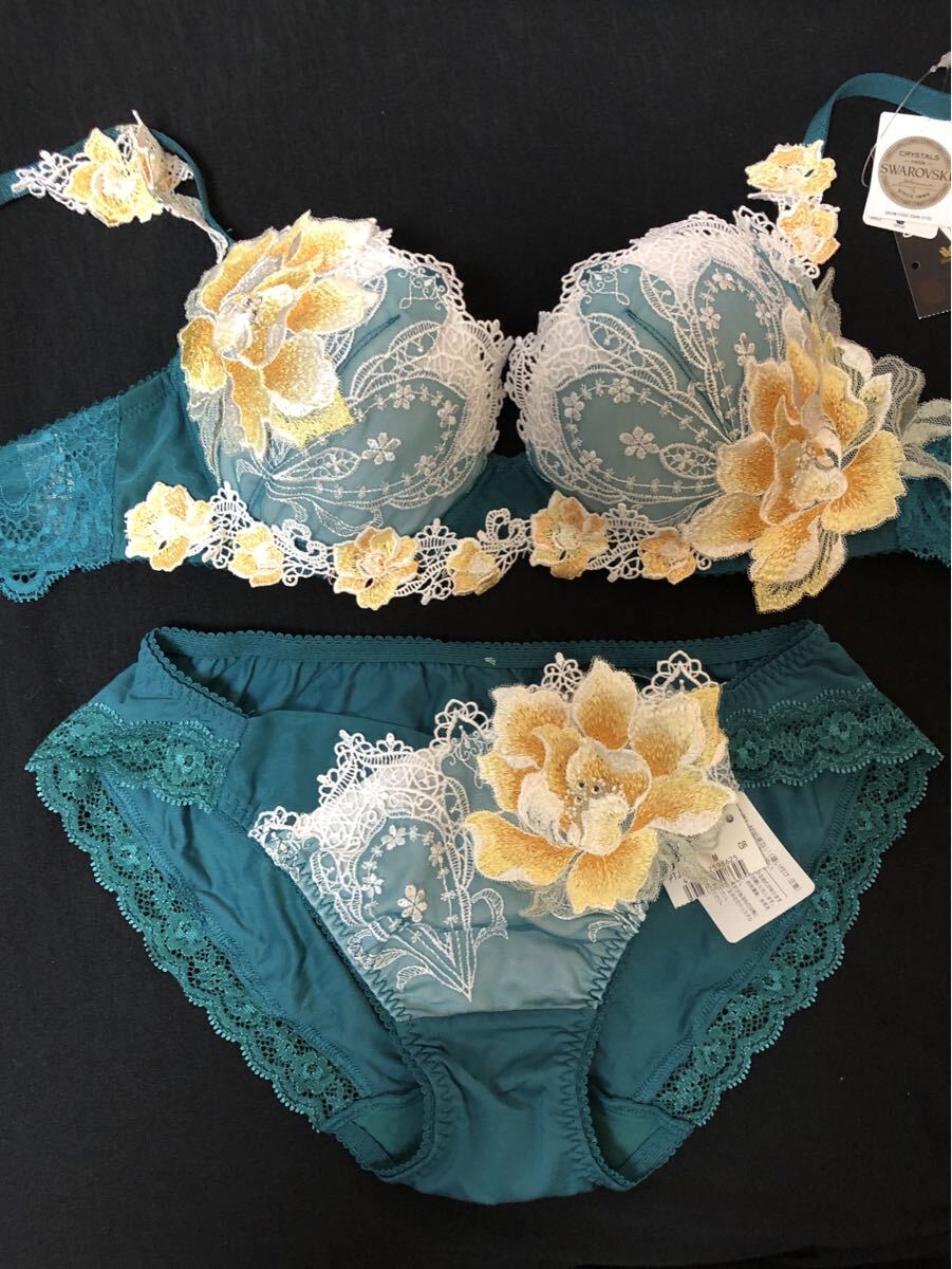 2026年最新】Yahoo!オークション -サルート 店舗限定(セット)の中古品