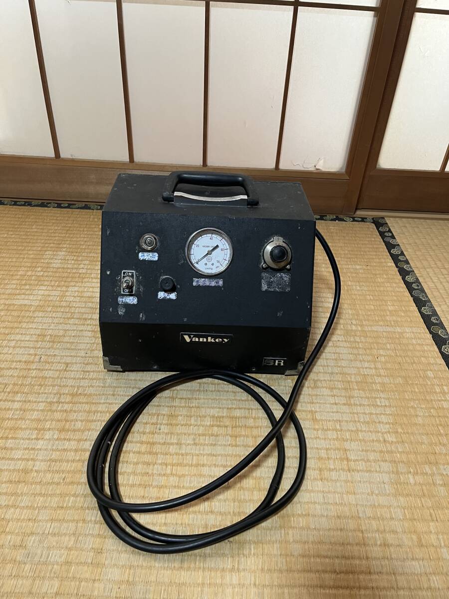 Yahoo!オークション -「電気真空浄血治療器 バンキー」の落札相場