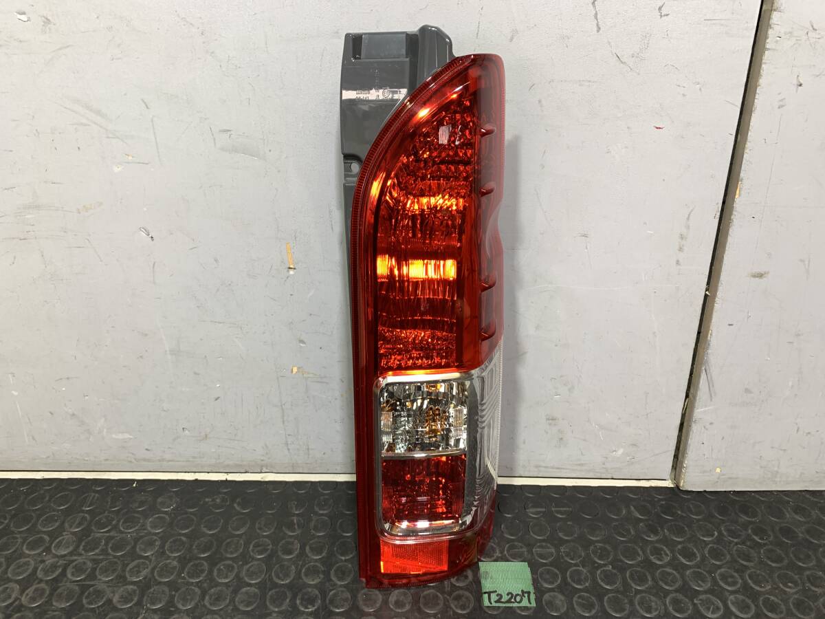 2026年最新】Yahoo!オークション -ハイエース 寒冷地 テールの中古品