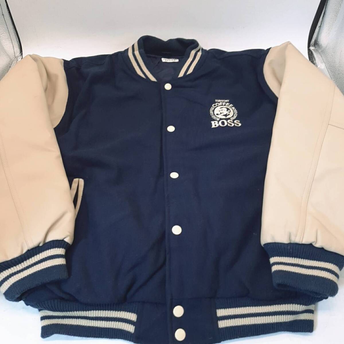 Yahoo!オークション - 「サントリーbossボスジャン」の落札相場・落札価格