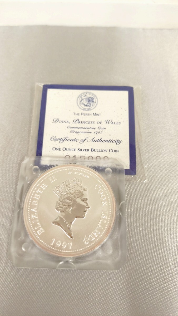 Yahoo!オークション -「クック諸島 1ドル銀貨」(貨幣) の落札相場