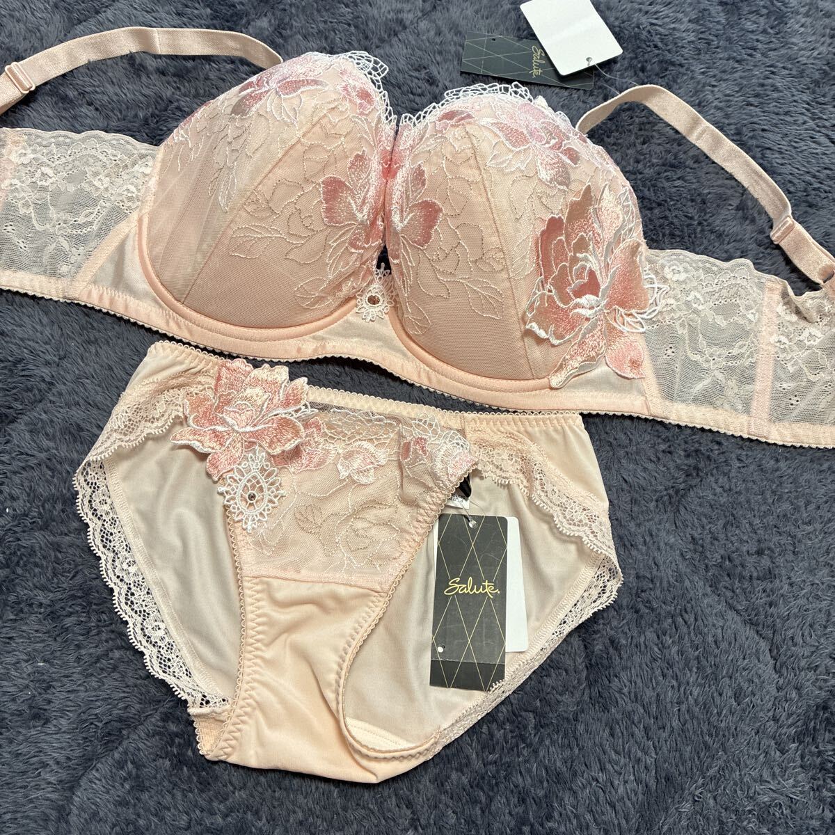 2026年最新】Yahoo!オークション -ワコール サルート セットの中古品