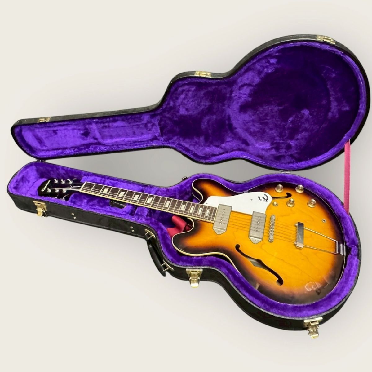 Yahoo!オークション -「エピフォン カジノ ハードケース」の落札相場