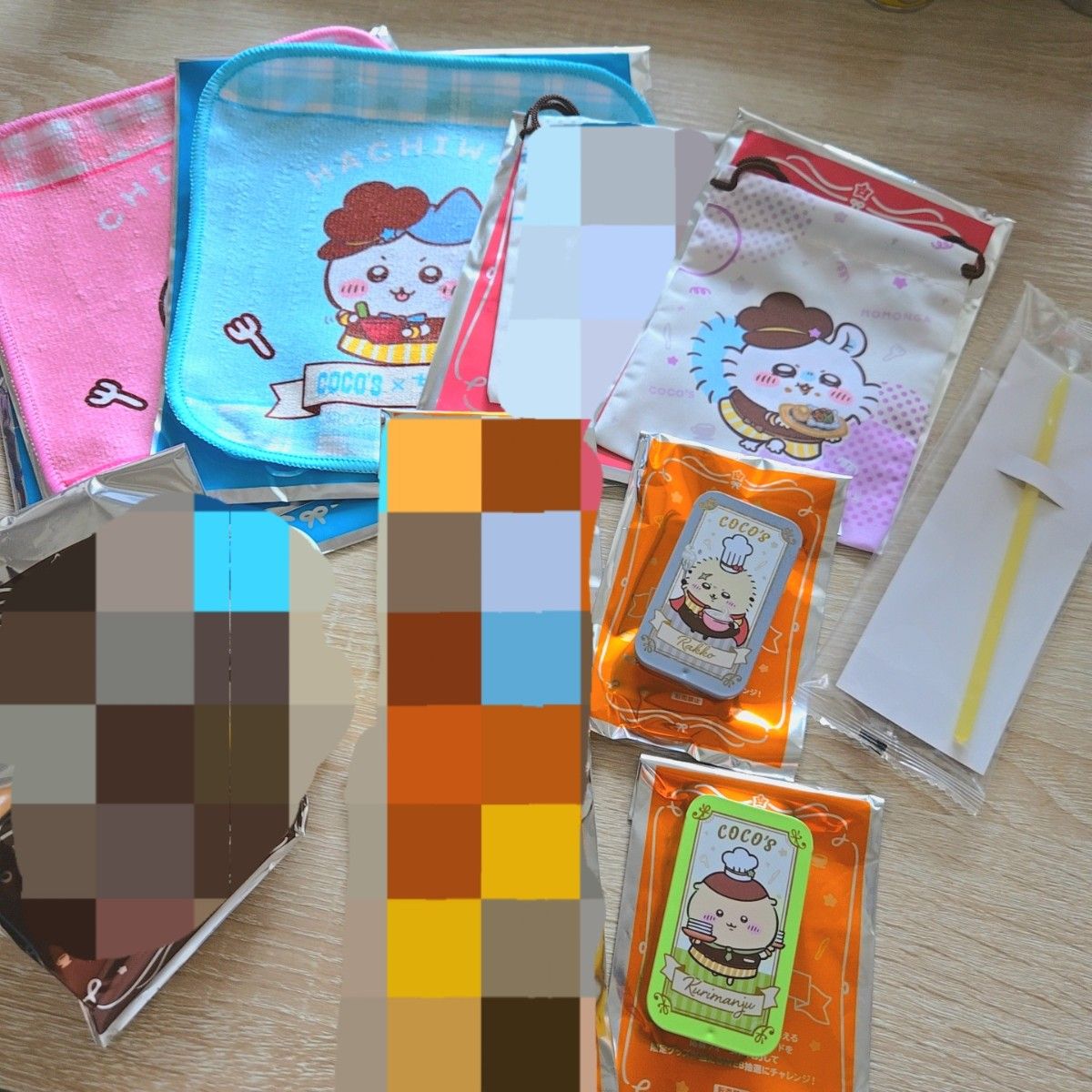 ちいかわ ラッコ ミニタオル スライドケース 巾着 ピック ココス くら