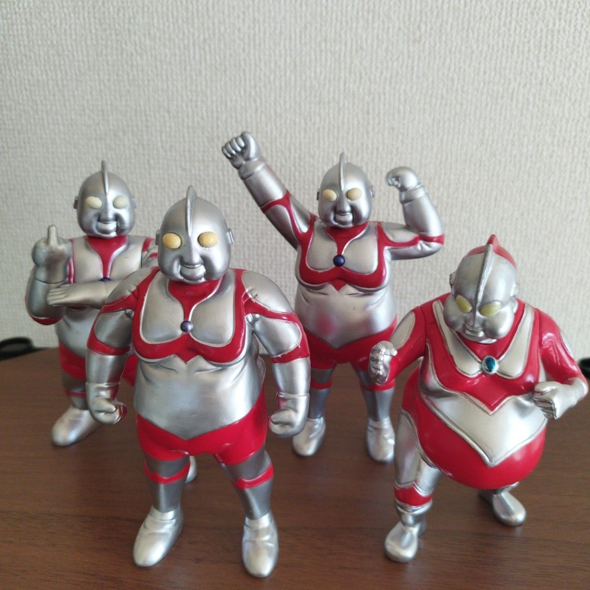 帰ってくるな デブトラマン 4種コンプリートセット まとめ売り