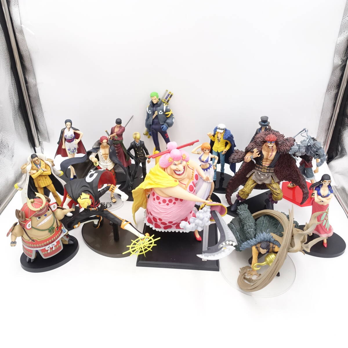 Yahoo!オークション - 「ワンピース サンジ フィギュア」コミック