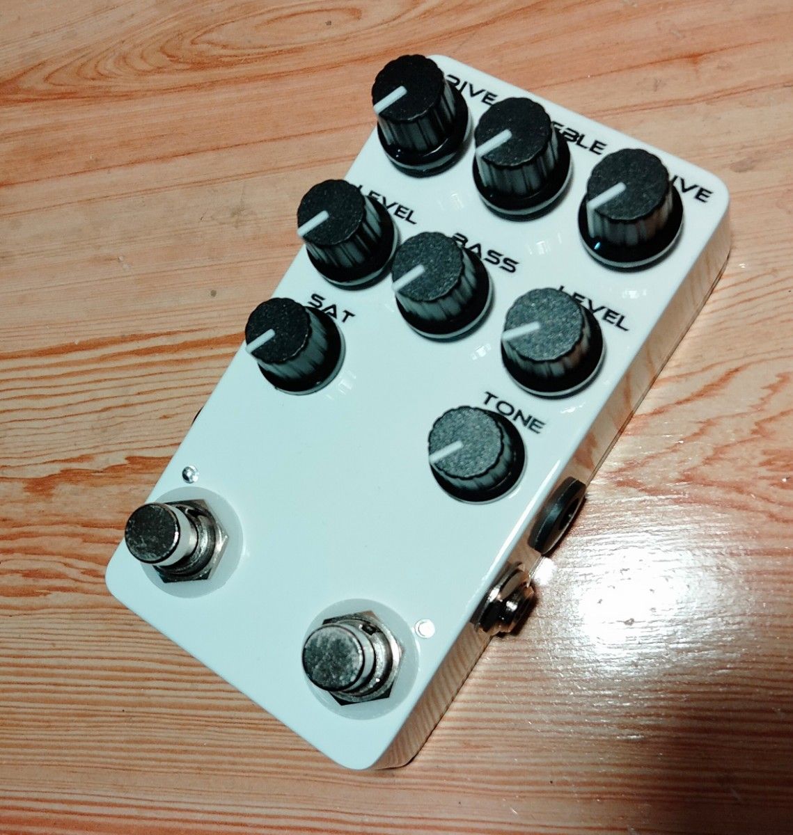 Tommy's effects Jan Ray+EP booster 2in1 18vのクローンペダル｜Yahoo