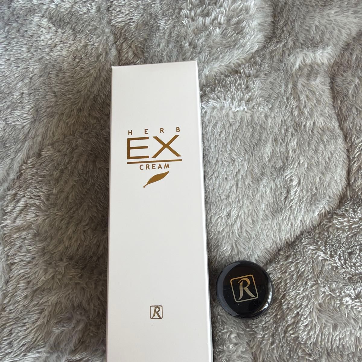 ロイヤル化粧品 EXクリーム50g 3本｜Yahoo!フリマ（旧PayPayフリマ）