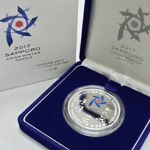 第8回アジア冬季競技大会記念 純銀(セット)の中古価格は14,612円