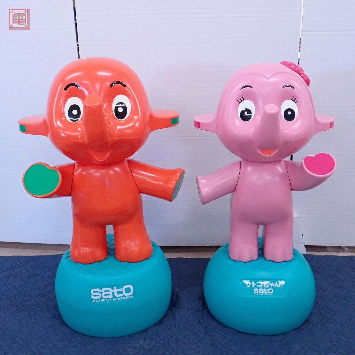 Yahoo!オークション - 希少 佐藤製薬 サトちゃん サトコちゃん 2体セッ