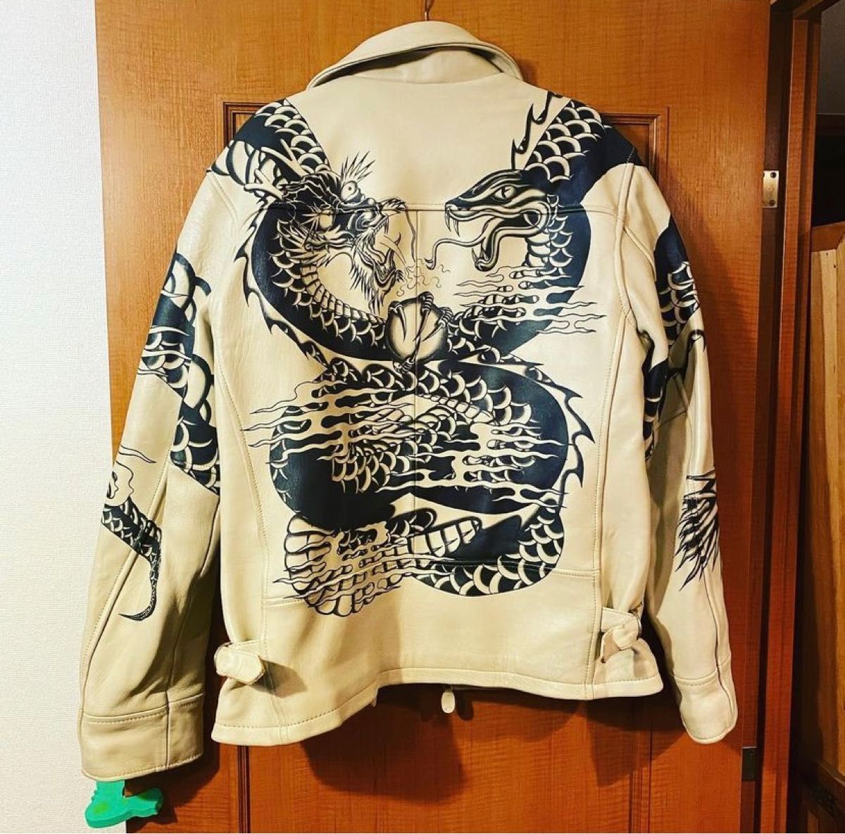 AVIREX ドラゴンスネーク レザージャケット 中古 400着限定品