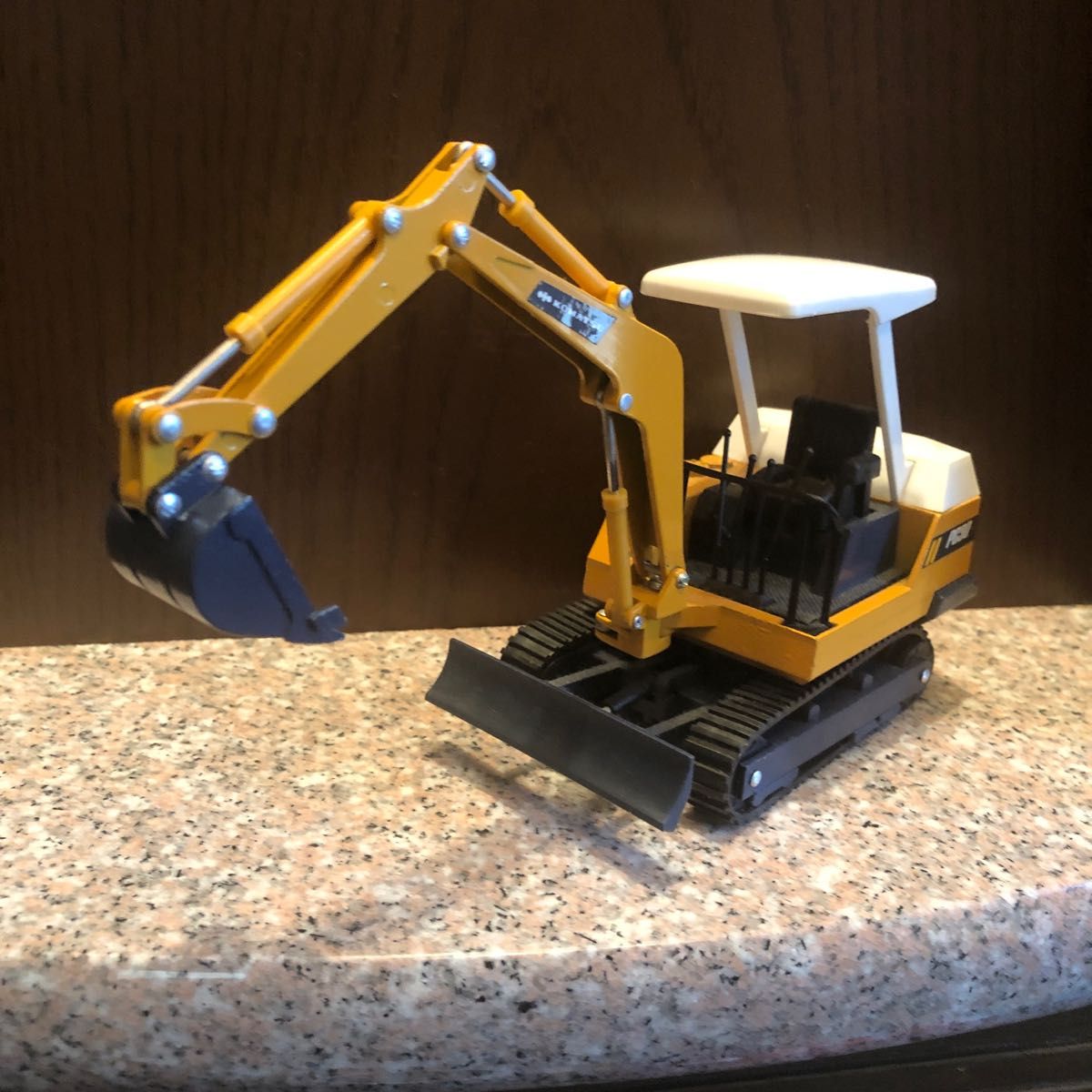 コマツミニパワーショベル SCALE MODEL 1/25 PC30 Diapet｜Yahoo