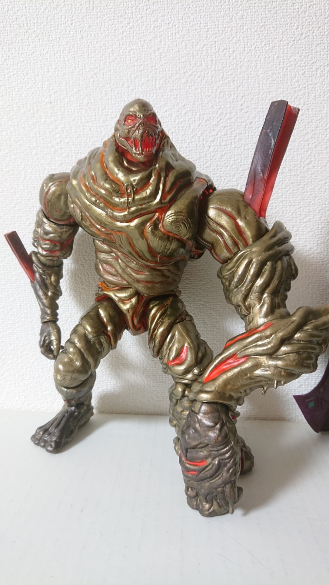 即決中古・送料無料「マーベルレジェンド・モルテンマンVSミステリオ