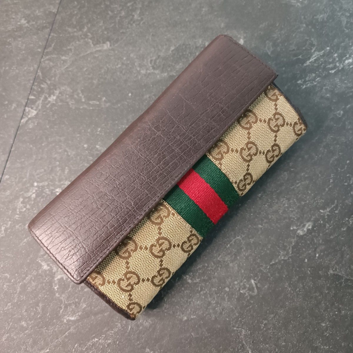 美品】 GUCCI グッチ 長財布 シェリーライン ジャッキー 折財布｜Yahoo